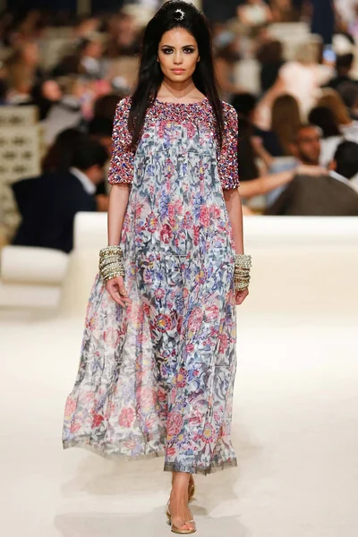 Look 65